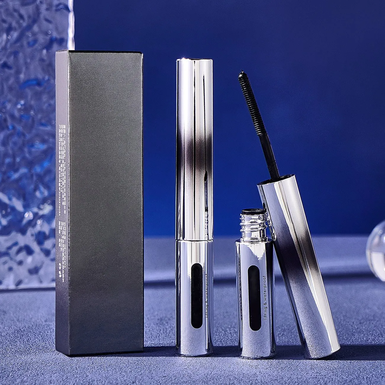 Buy 1 Get 1 FreeIron Wand Mascara