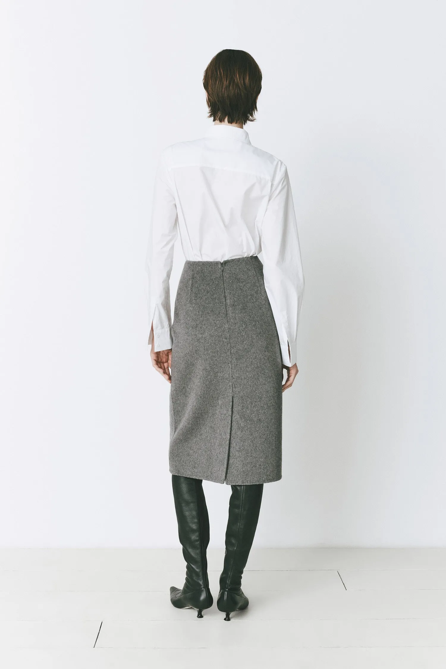 Le Marais Slit Back Skirt