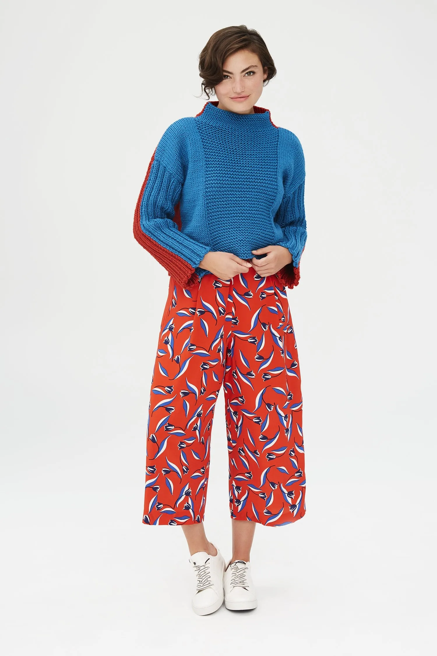 Two-Color Pullover (Knit)