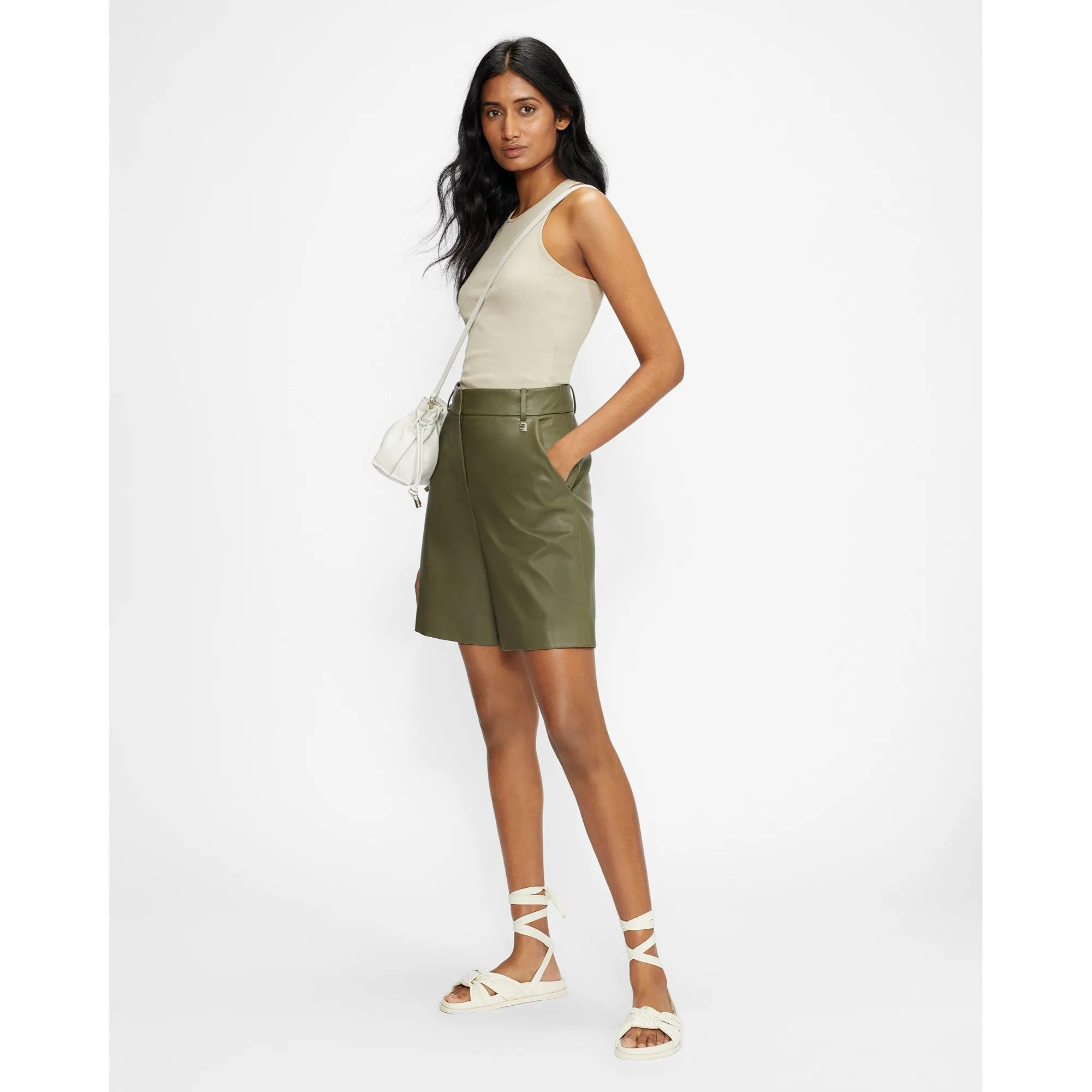 Women Wmt-Bijouu-Pleather City Short - Olive